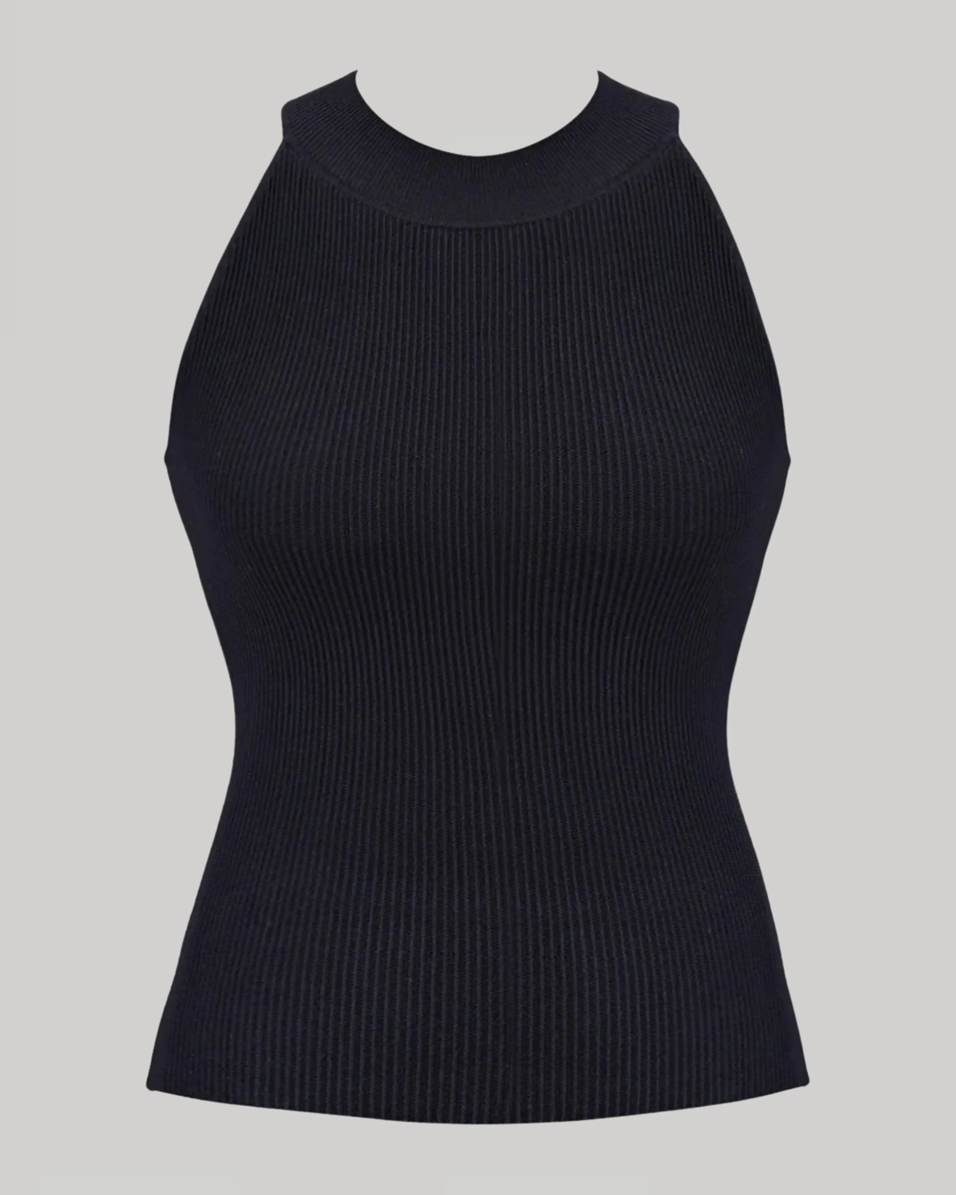 Halter Top | Black | רכישה מוקדמת