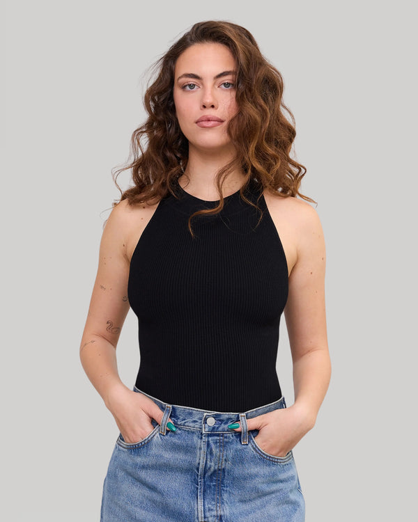 Halter Top | Black | רכישה מוקדמת