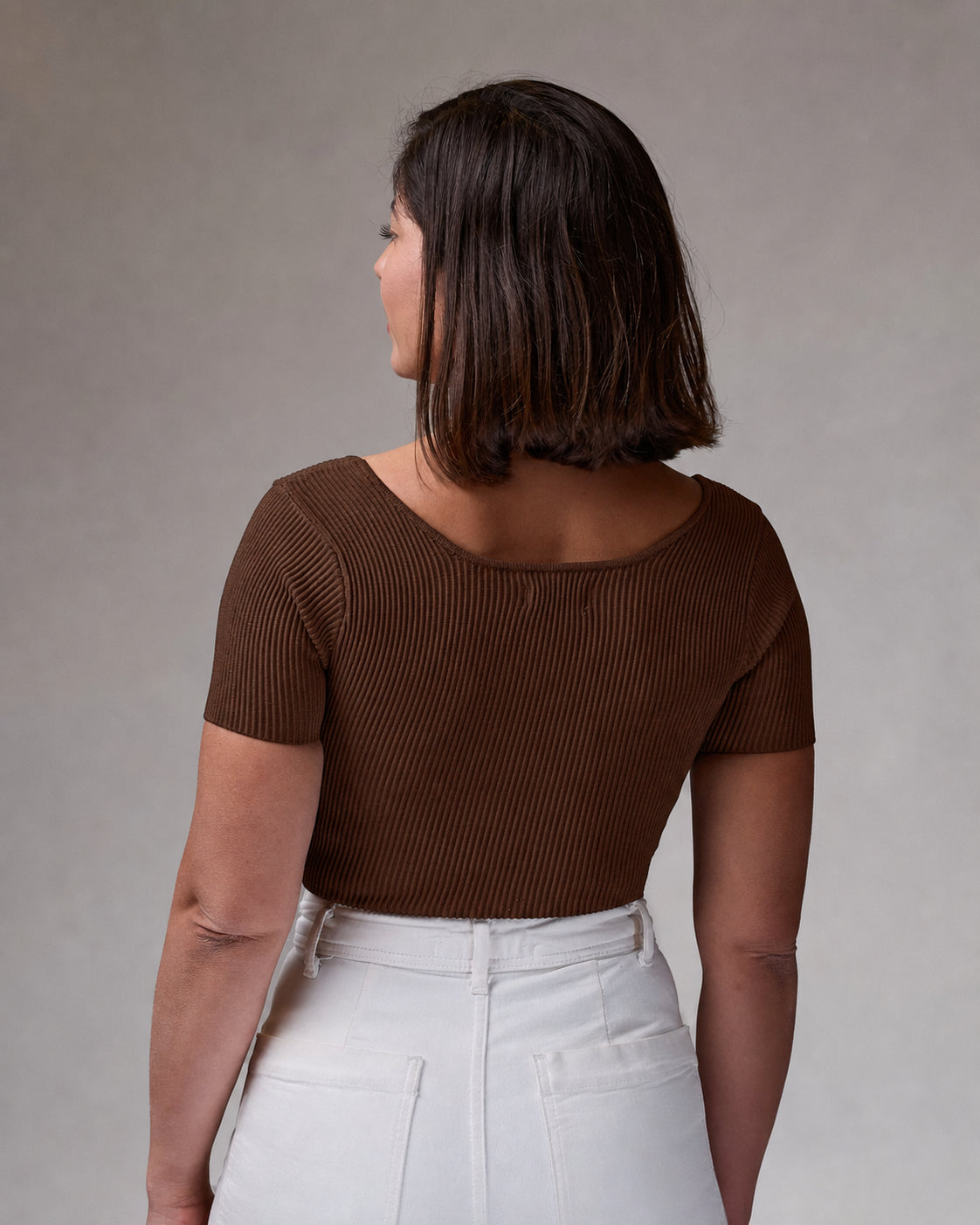 Short Sleeve Top | Espresso | רכישה מוקדמת